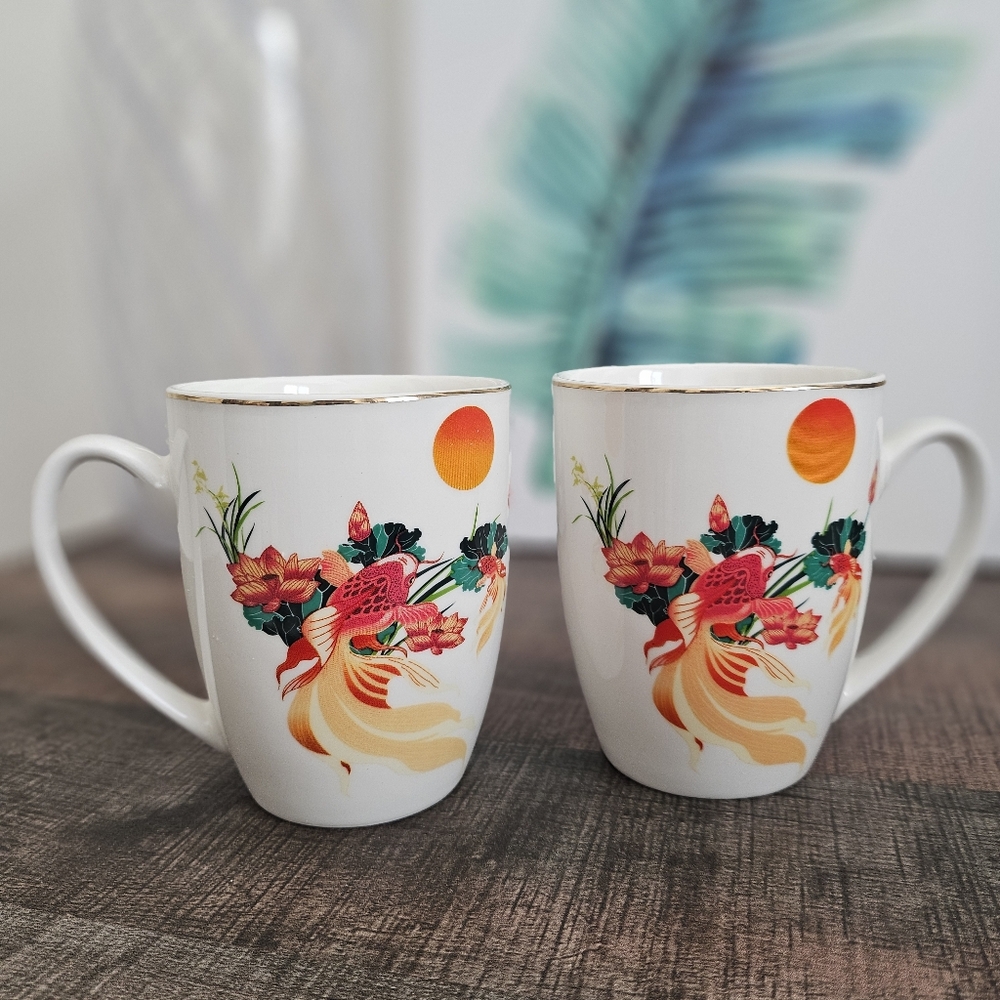 🆕️Porcelain China 2 Mugs Set with Red Goldfish Design Print with Gold Rim